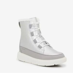 Kids Sorel Explorer iii size 12